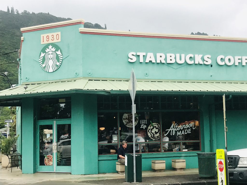 スタバの謎に迫る。果たしてヘビーユーザーの声は届くのか。