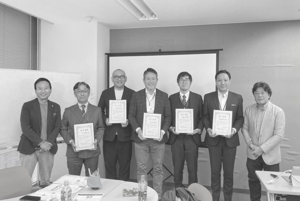 HPC認定講師。保険営業パーソンはあらゆる営業職の中で最もハイレベルな専門職あるよ